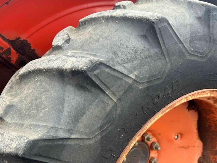 2007-kubota-m5040f-image-12