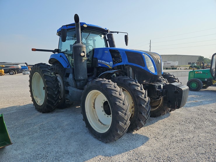 2015-new-holland-t8.410-image-22