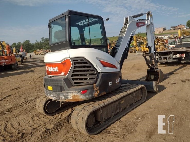2021-bobcat-e60-image-49