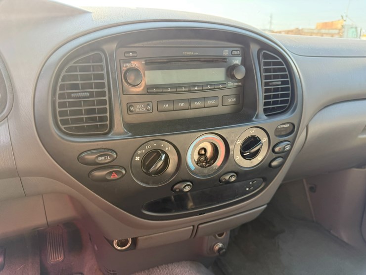 2006-toyota-tundra-image-36