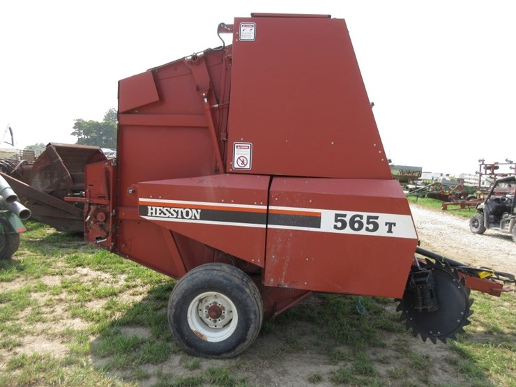 hesston-565t-image-9
