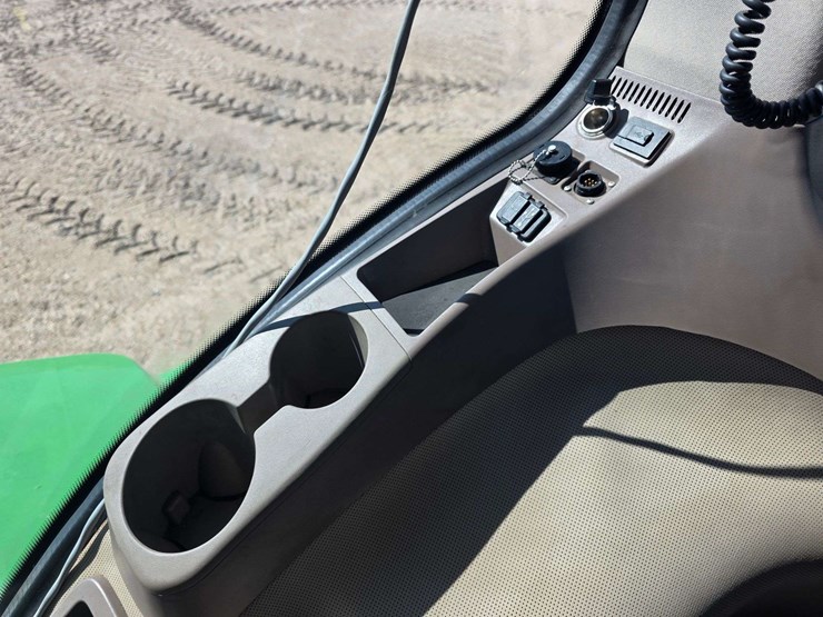 2021-john-deere-9570rx-image-100