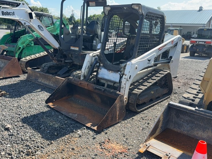 2020-bobcat-t450-image-1