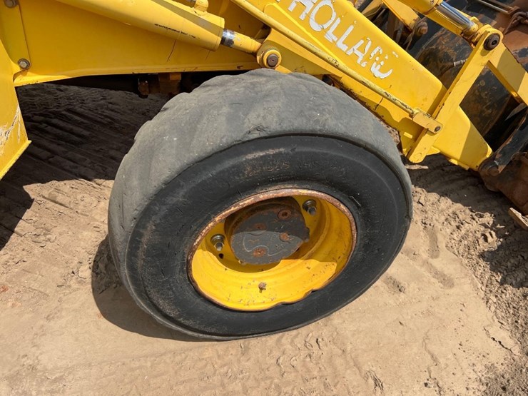 new-holland-lb75b-image-12