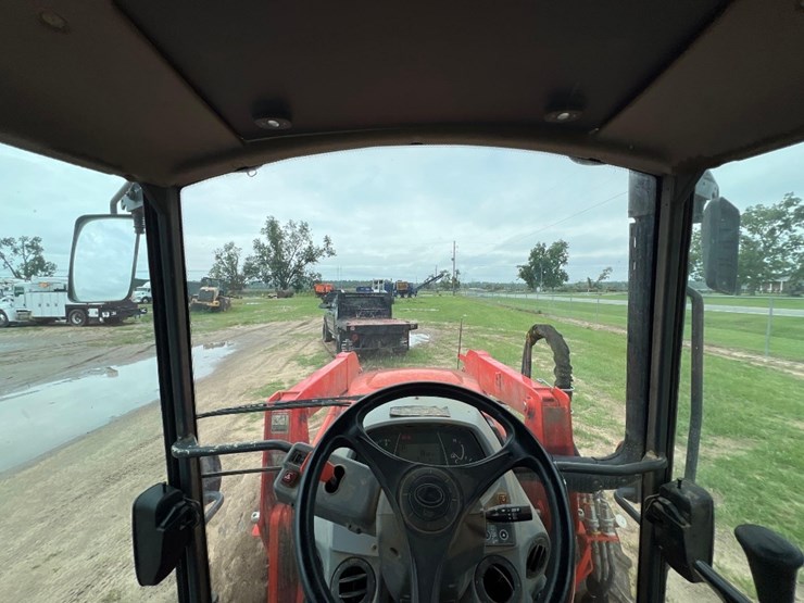 2018-kubota-la1854-image-41