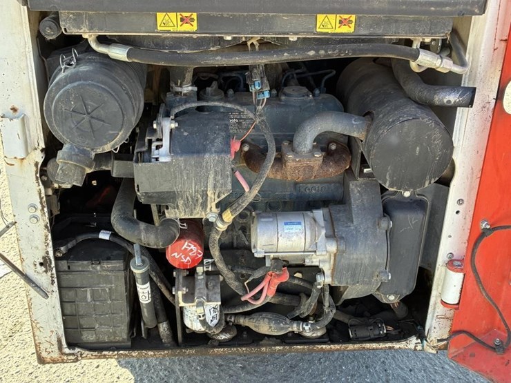 2020-bobcat-s70-image-9
