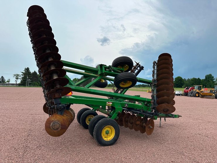 john-deere-630-image-4