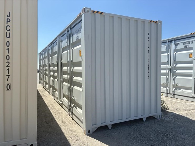40'-shipping-container-image-4