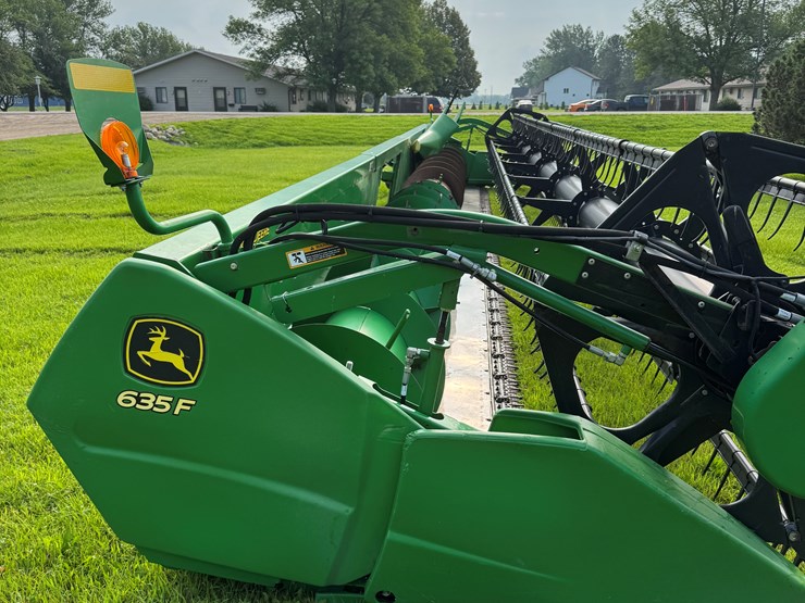 2011-john-deere-635f-image-8