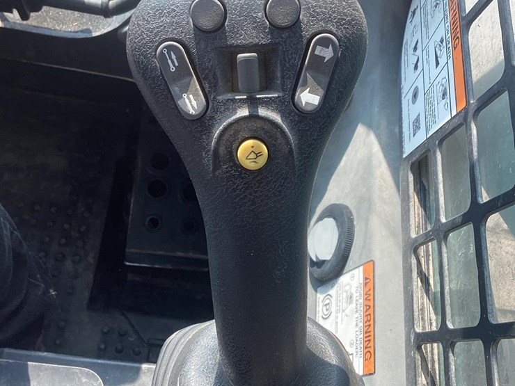 2018-bobcat-t770-image-16
