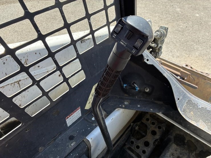 2017-bobcat-s450-image-11