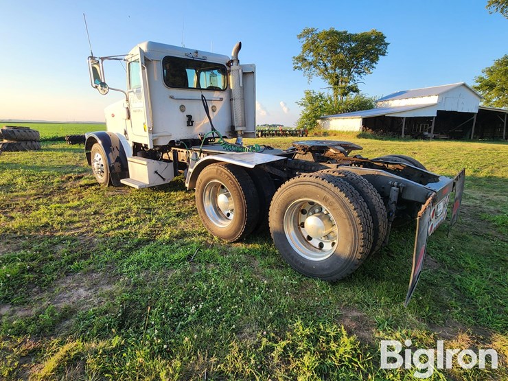 2005-peterbilt-378-image-8
