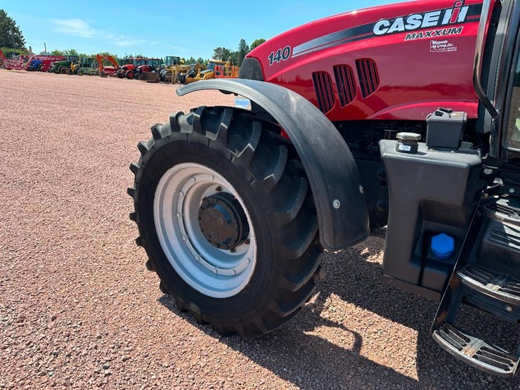 2014-case-ih-maxxum-140-image-14