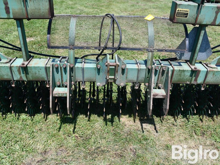 john-deere-28-image-9