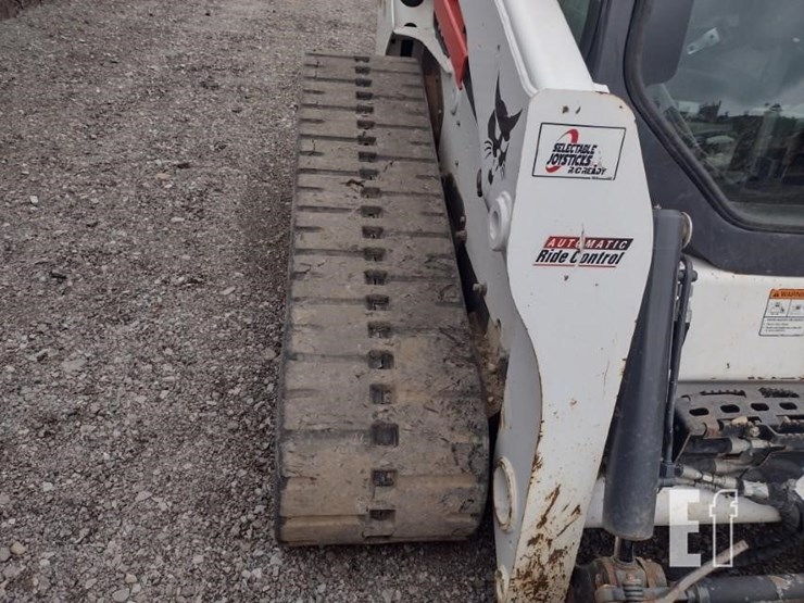 2022-bobcat-t770-image-36