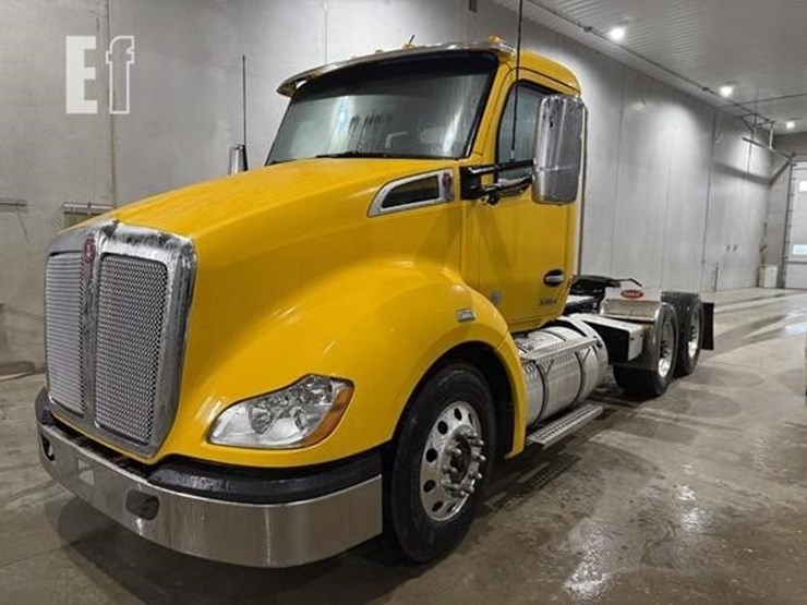 2022-kenworth-t680-image-1