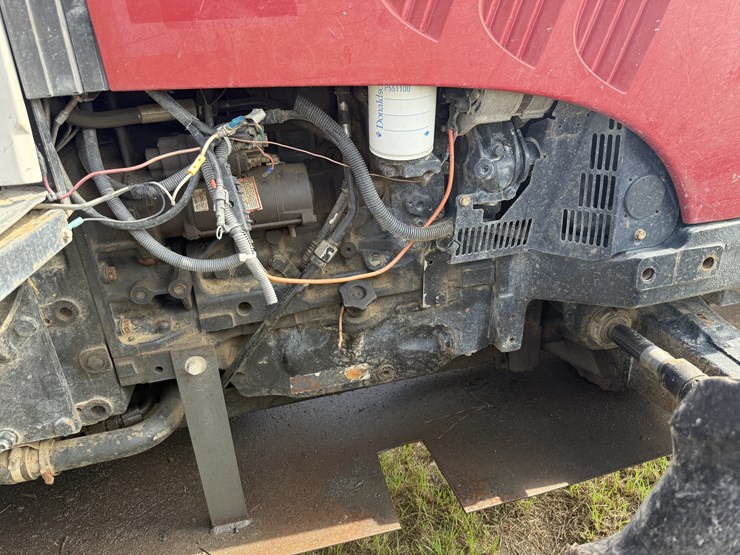 case-ih-farmall-105u-image-9