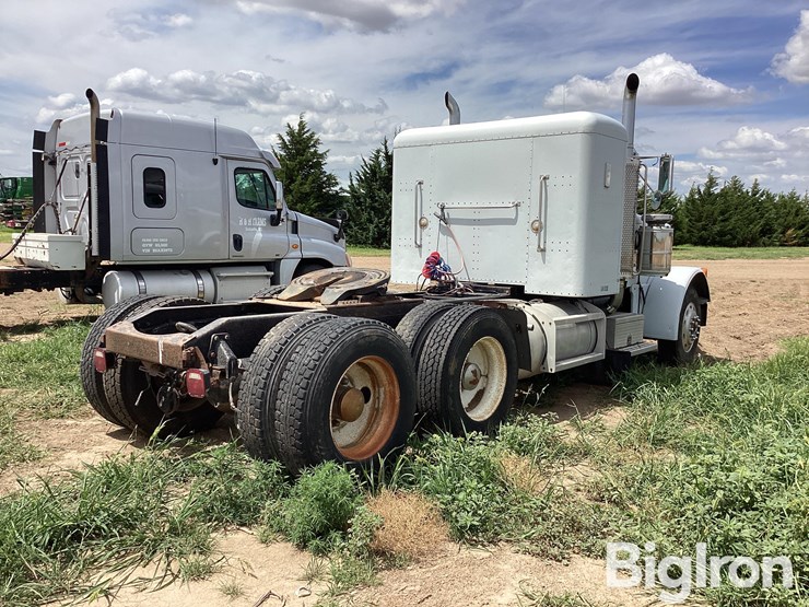 1989-peterbilt-379-image-5