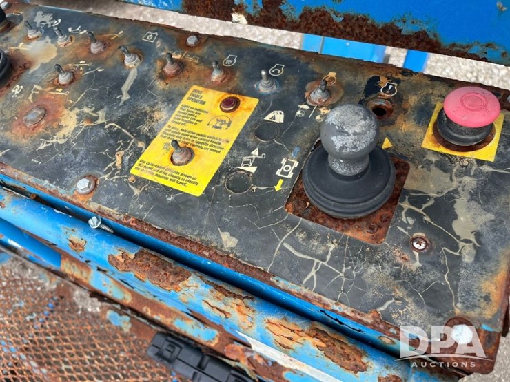 2012-genie-s45-image-14
