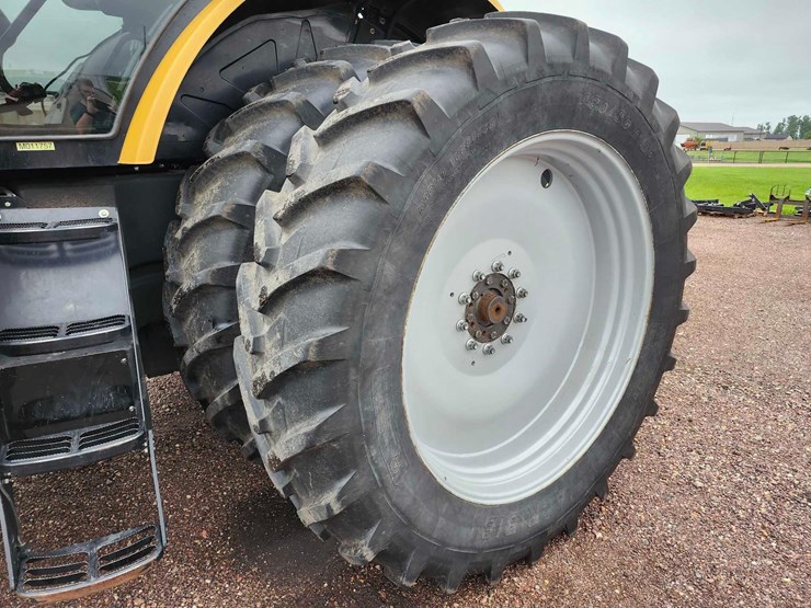 2012-challenger-mt645d-image-25