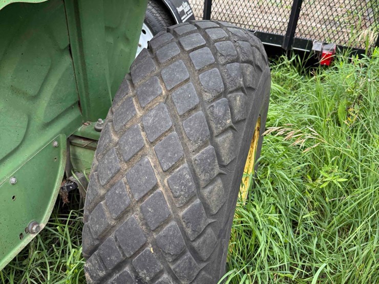john-deere-850-image-51