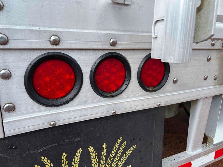 2014-timpte-grain-trailer-image-8