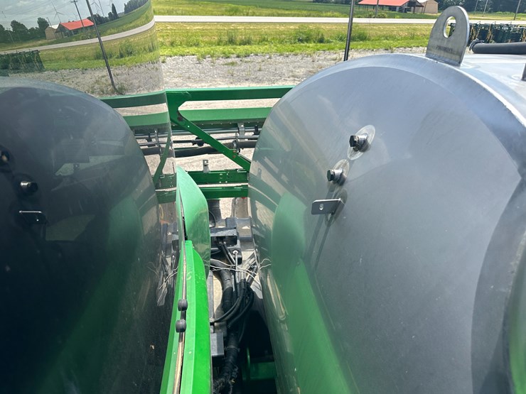 2018-john-deere-r4038-image-82