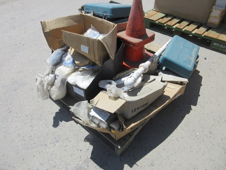 lot-of-misc-items,-image-4