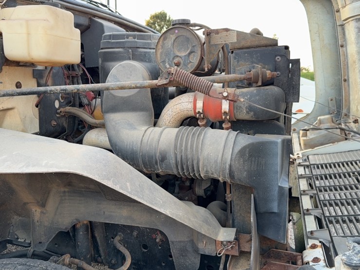 1996-gmc-topkick-image-15