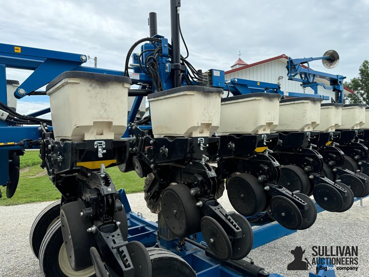 2018-kinze-3600-image-15