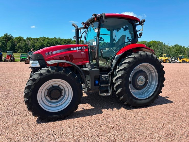 2014-case-ih-maxxum-140-image-1