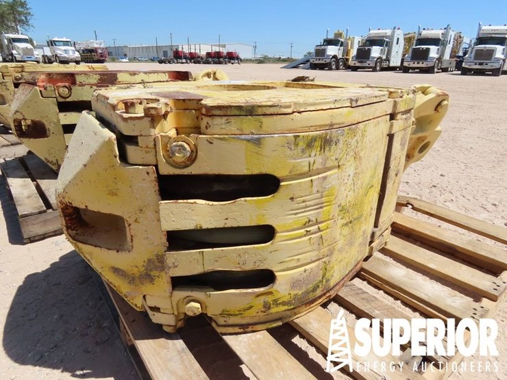 (5-181)-mckissick-100-ton-block-w/-24"-sheaves.-lo-image-2