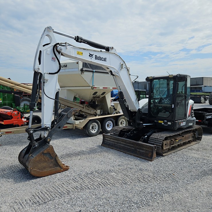 2019 BOBCAT E85