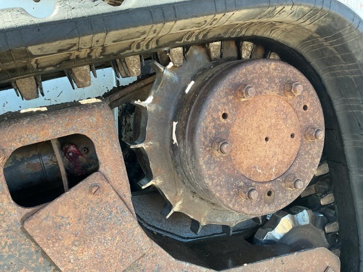 bobcat-t250-image-16