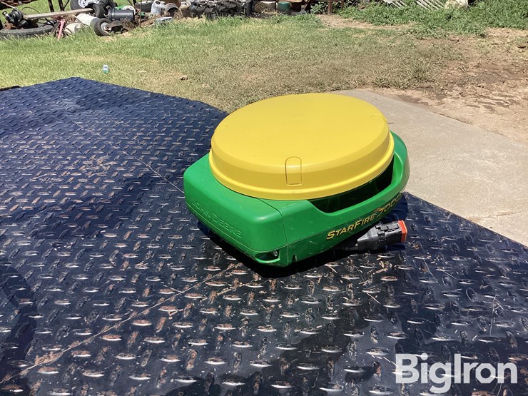 john-deere-starfire-7000-gps-globe-image-5
