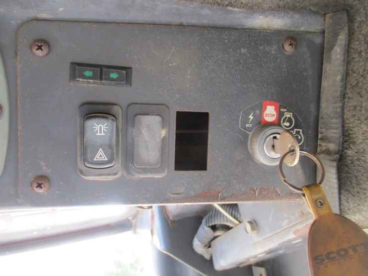 2005-new-holland-ls160-image-7