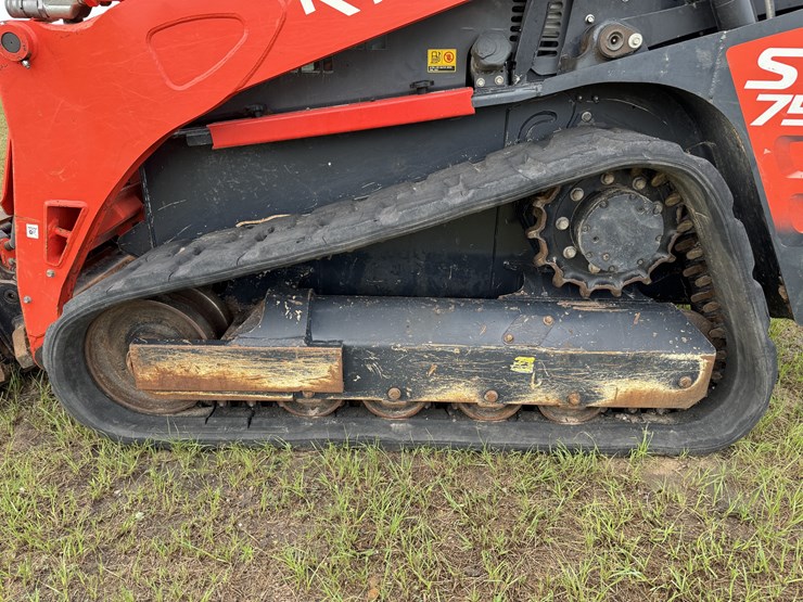 kubota-svl75-2-image-11