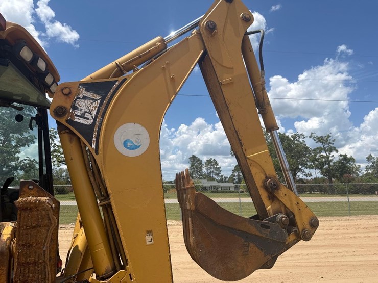 2003-caterpillar-420d-image-15
