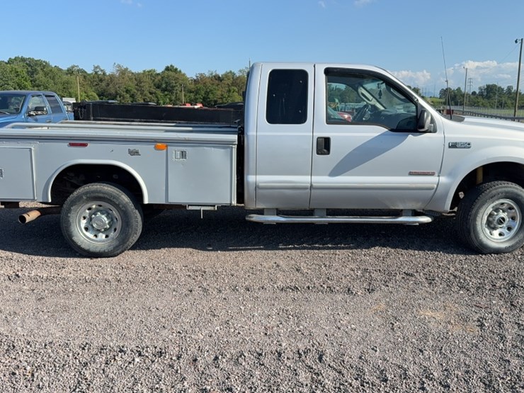 2003-ford-f350-image-4
