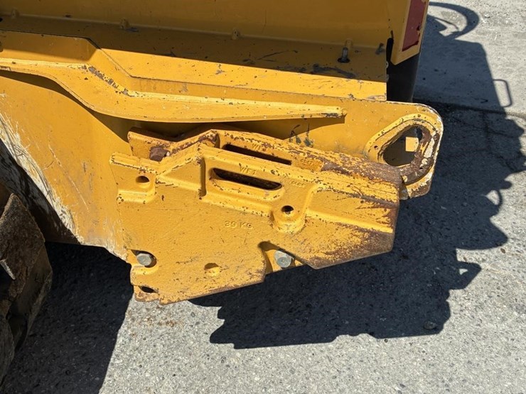 2020-deere-325g-image-9