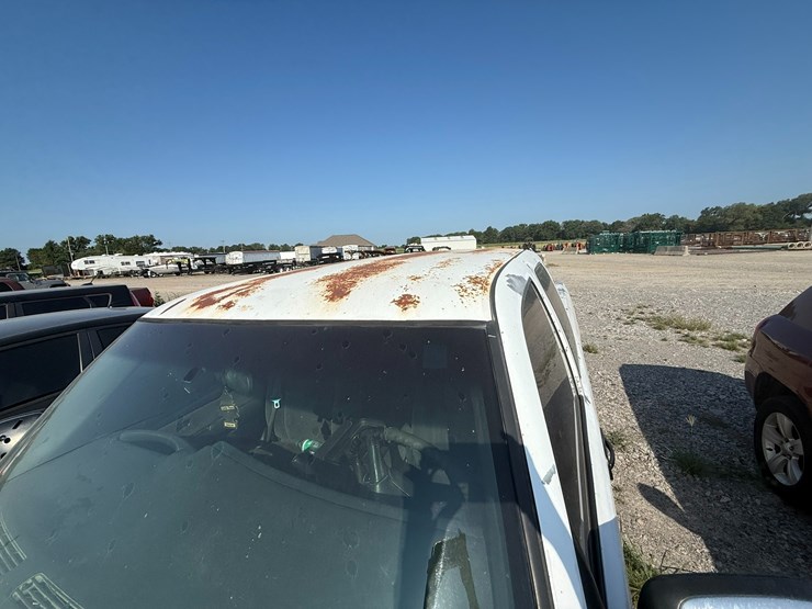 2002-chevrolet-1500-image-36