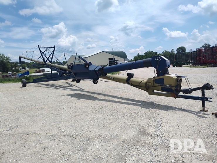 2016-harvest-international-h13114xt-auger-(lld1271)-image-1