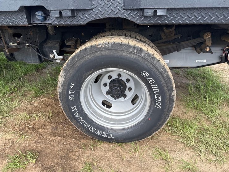 2016-ford-f350-xl-image-9