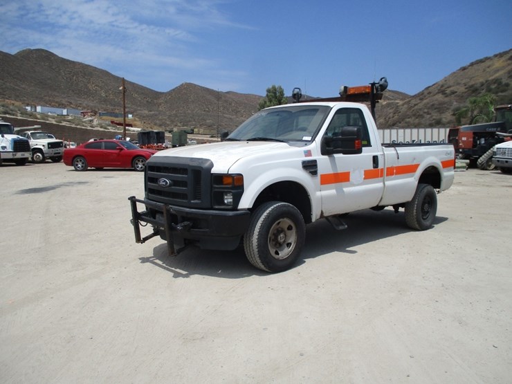 2008-ford-f350-xl-image-1