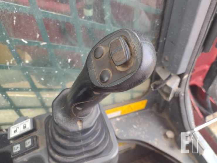 2019-takeuchi-tl6r-image-9