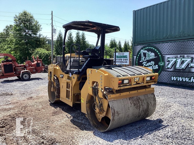 2019-caterpillar-cb8-image-2