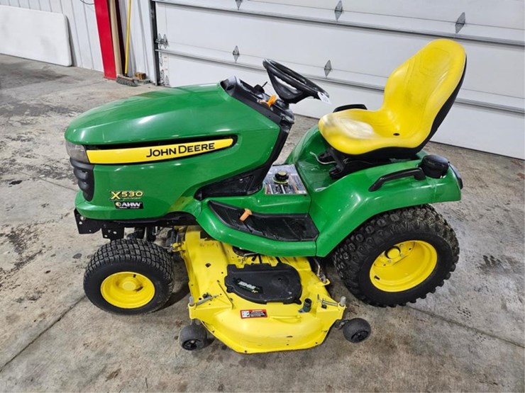 2013-john-deere-x530-image-2