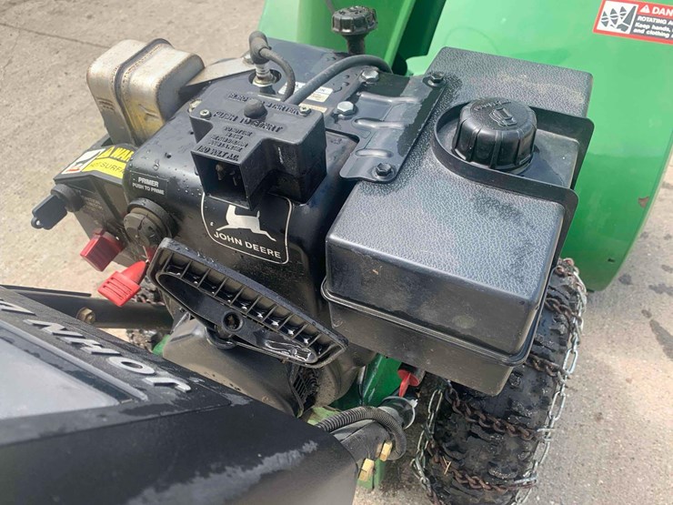 john-deere-trs32-snowblower-image-4