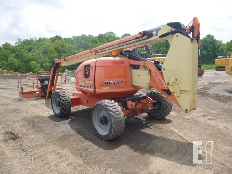 2013-jlg-600aj-image-29