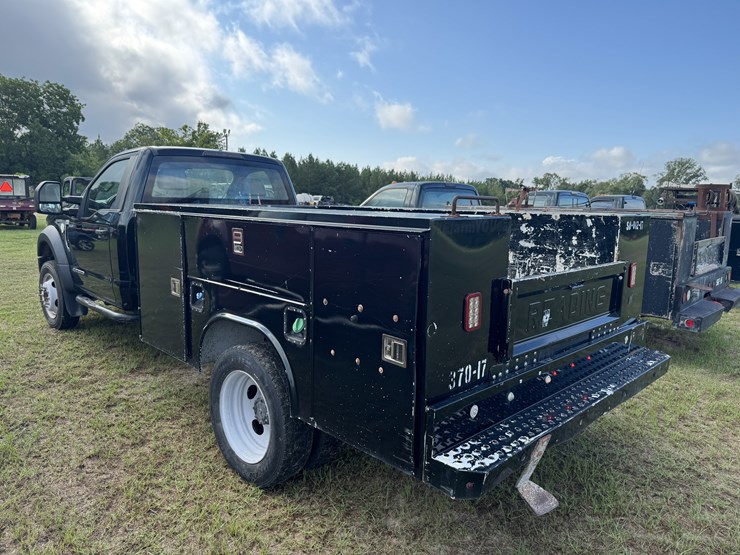 2017-ford-f450-xl-image-10